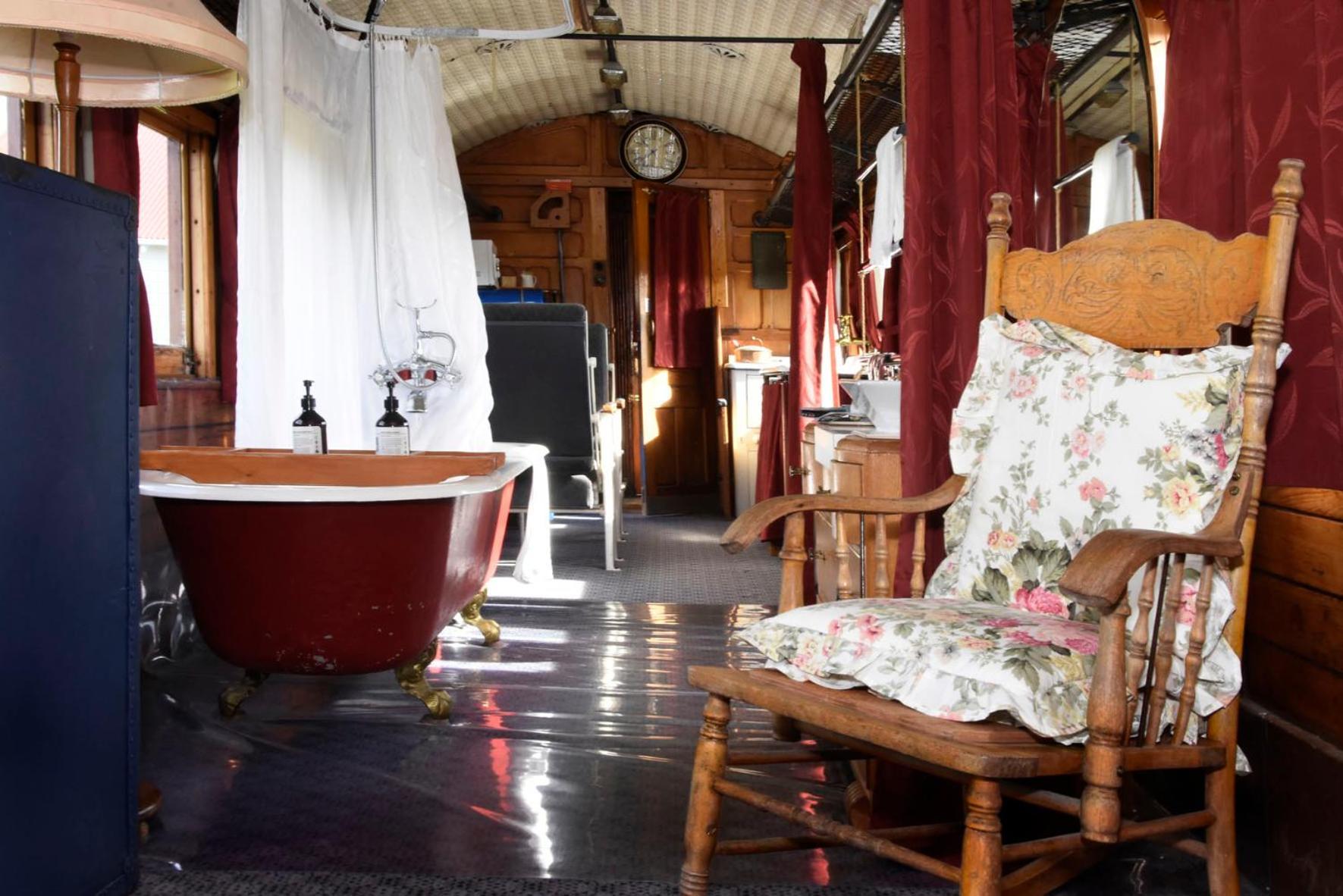 เท อเนา ลอดจ์ Bed & Breakfast เทอาเนา ภายนอก รูปภาพ