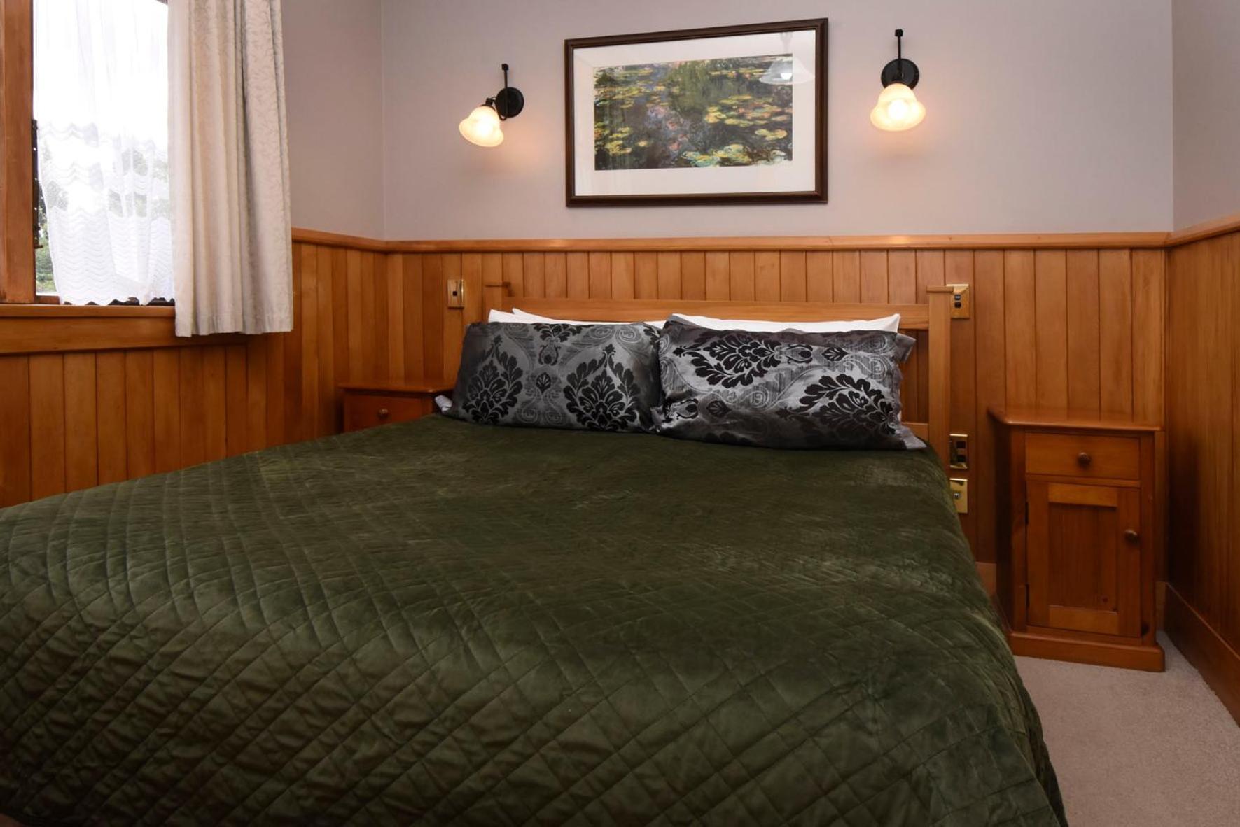 เท อเนา ลอดจ์ Bed & Breakfast เทอาเนา ภายนอก รูปภาพ